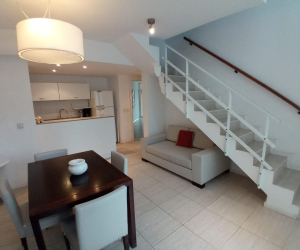 Tres Ambientes Duplex en SEA POINT